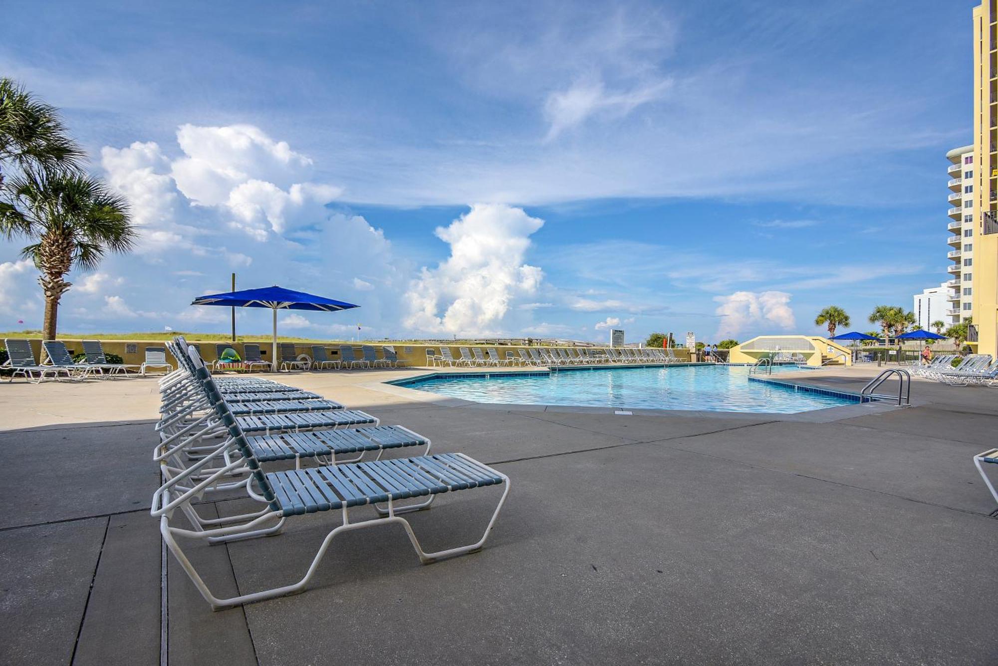 Phoenix 6 Unit 504 Orange Beach Bilik gambar