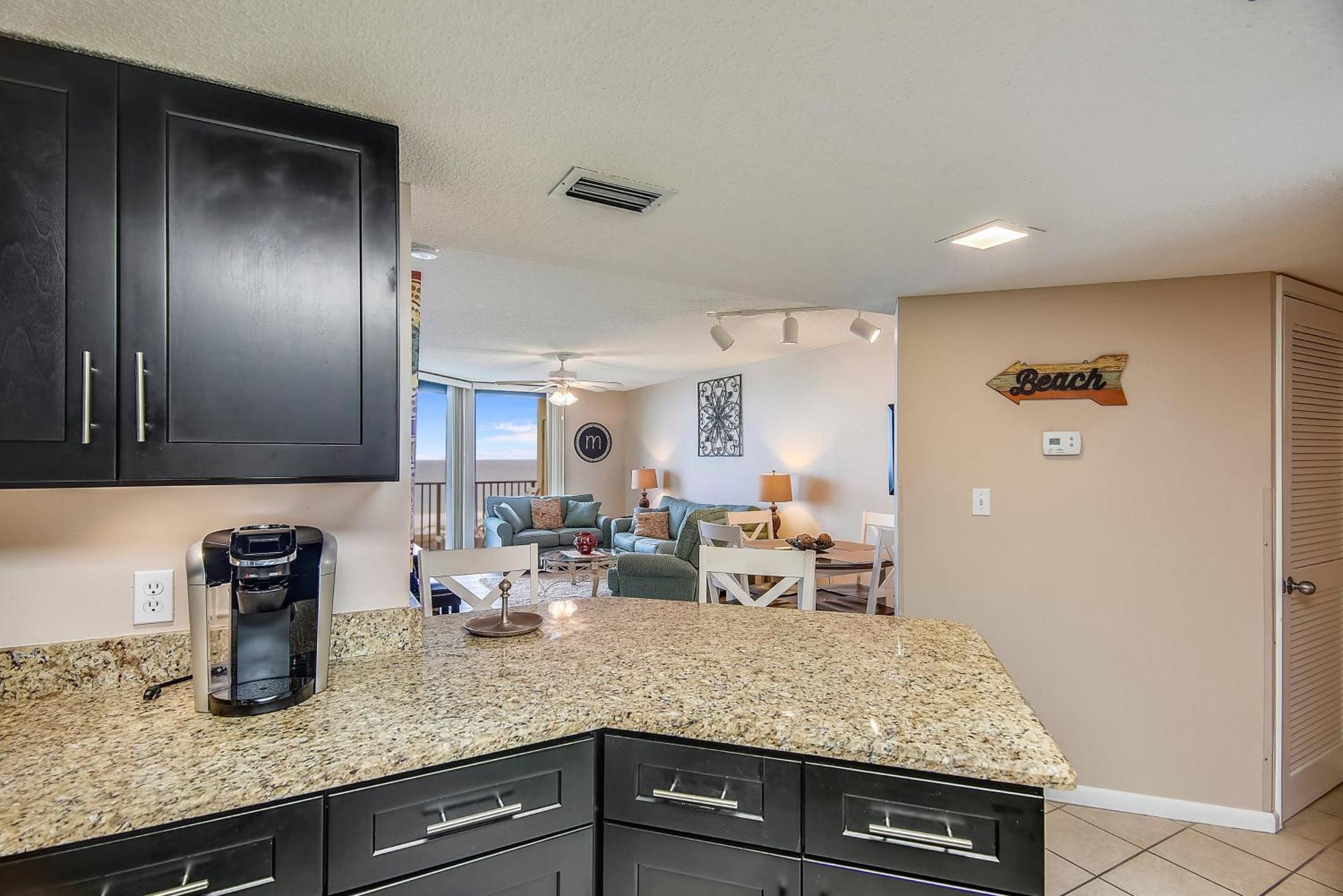 Phoenix 6 Unit 504 Orange Beach Bilik gambar