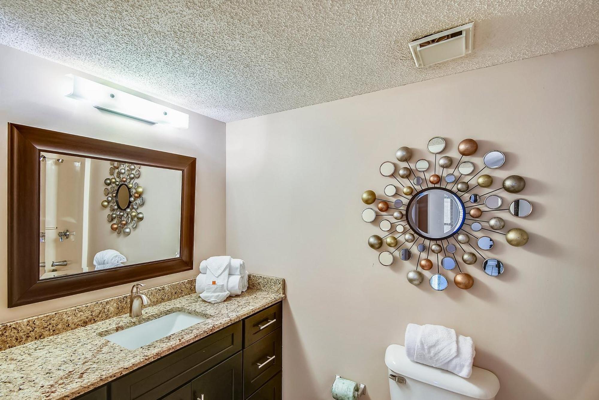 Phoenix 6 Unit 504 Orange Beach Bilik gambar